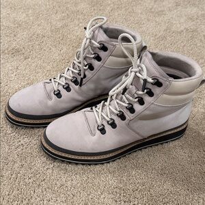 Women’s Toms Mojave Boot